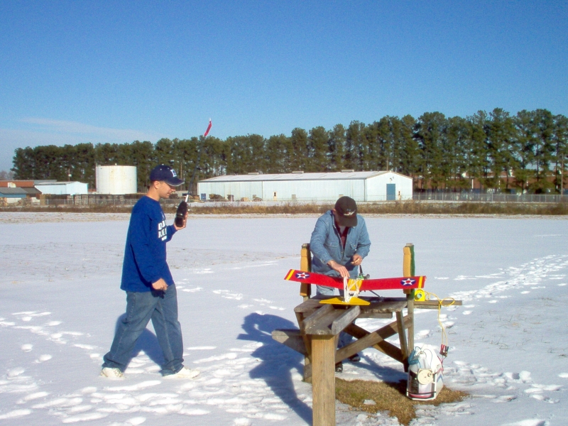 Flying in the snow @ WRCMA Club Field